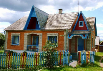 おしゃれでかわいいベラルーシの家は緑の中に.png