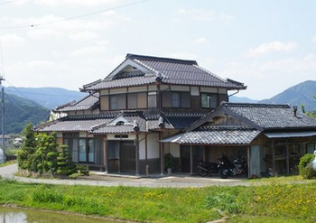 立派な日本家屋です.png