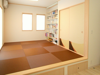茶色い畳の和室.png